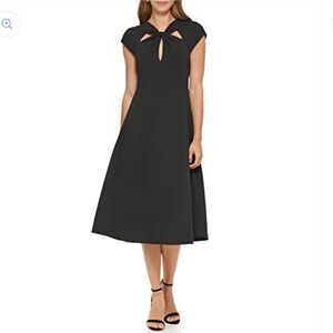 DKNY Women's Short Sleeve Scuba Crepe Twist Neck Midi, Black size 10